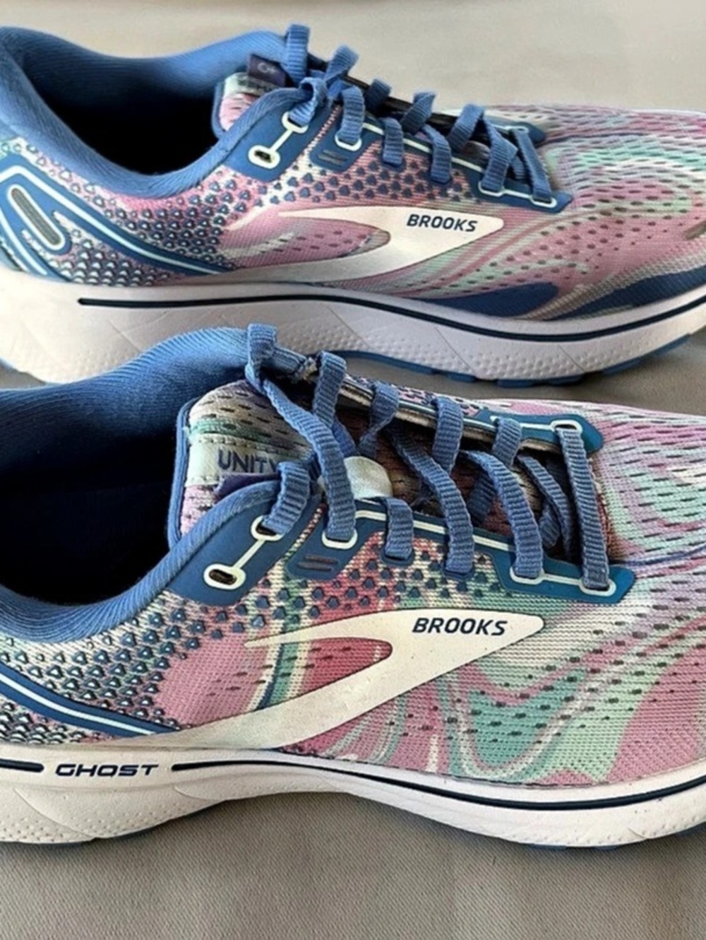 Brooks Ghost 14 Women's Athletic Shoes Pink & Blue US 8.5 D